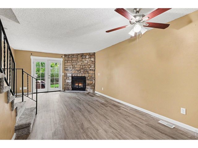 2220 S Jasper Way B, Aurora, CO 80013