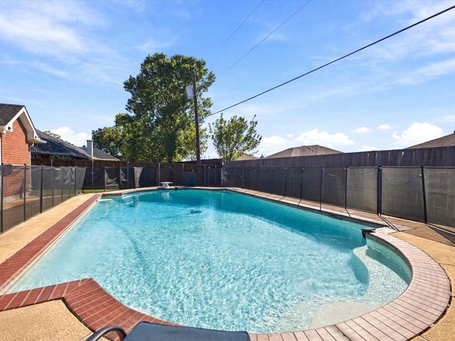 928 Calder Street, Howe, TX 75459