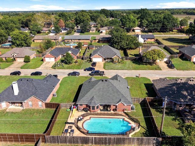 928 Calder Street, Howe, TX 75459