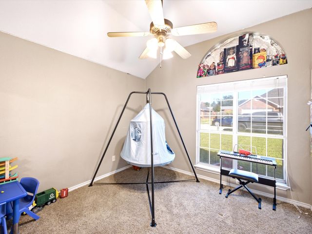 928 Calder Street, Howe, TX 75459