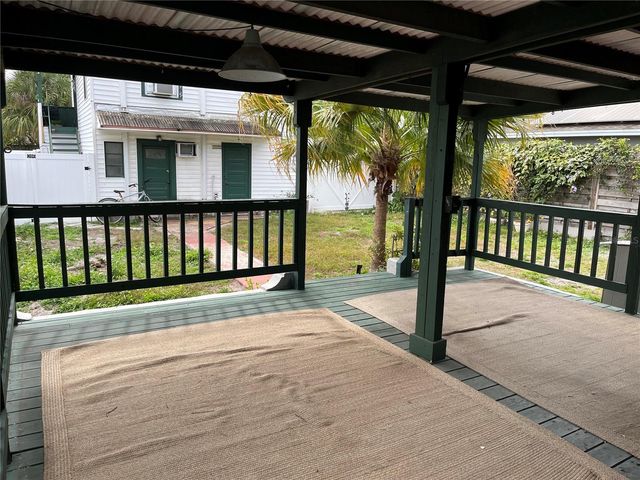 2730 DARTMOUTH AVENUE N, St Petersburg, FL 33713