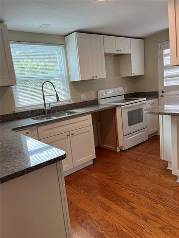 2730 DARTMOUTH AVENUE N, St Petersburg, FL 33713