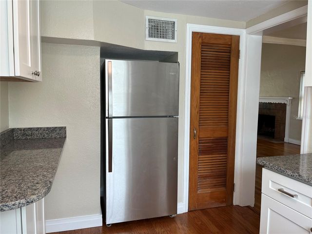 2730 DARTMOUTH AVENUE N, St Petersburg, FL 33713