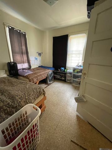 1327 Julia St, Baton Rouge, LA 70802