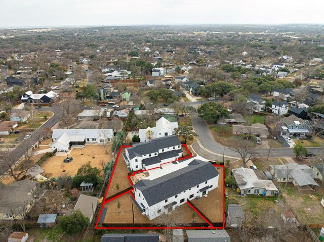 1500 Sylvan Glade 2A, Austin, TX 78745