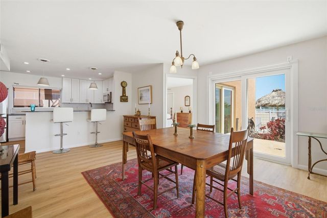 7400 SUNSHINE SKYWAY LANE S 121, St Petersburg, FL 33711
