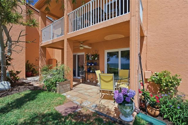7400 SUNSHINE SKYWAY LANE S 121, St Petersburg, FL 33711