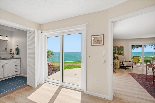 7400 SUNSHINE SKYWAY LANE S 121, St Petersburg, FL 33711