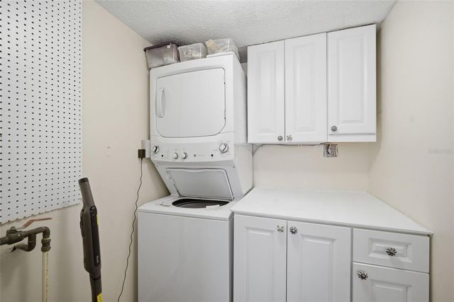 7400 SUNSHINE SKYWAY LANE S 121, St Petersburg, FL 33711