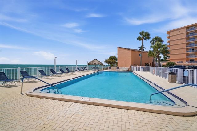 7400 SUNSHINE SKYWAY LANE S 121, St Petersburg, FL 33711