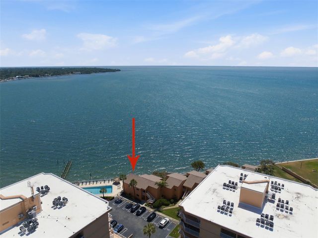 7400 SUNSHINE SKYWAY LANE S 121, St Petersburg, FL 33711