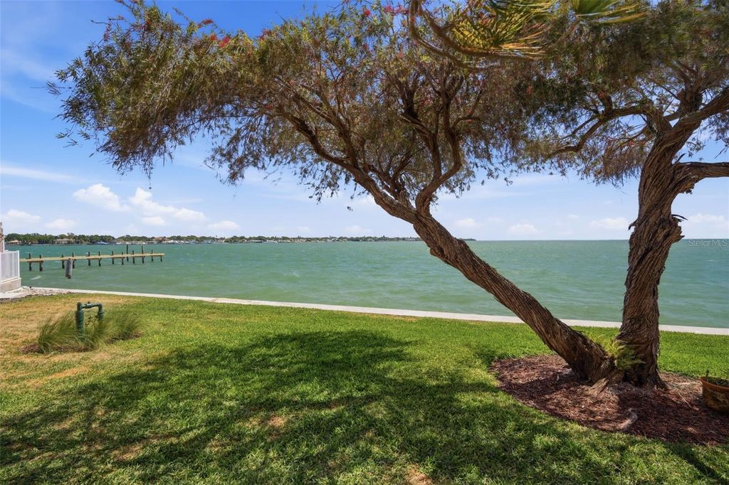 7400 SUNSHINE SKYWAY LANE S 121, St Petersburg, FL 33711