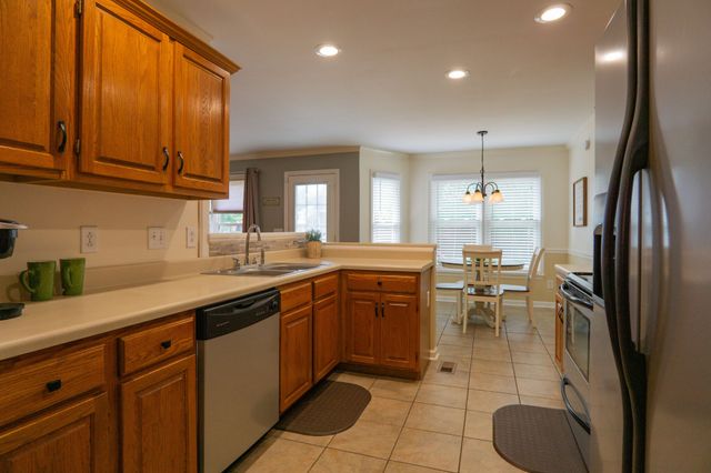 802 Judson Close, Murfreesboro, TN 37130