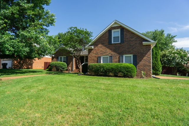 802 Judson Close, Murfreesboro, TN 37130