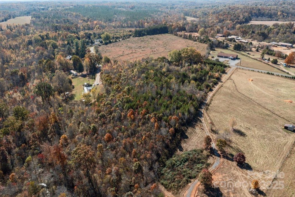 2460 JB Road 2, Claremont, NC 28610