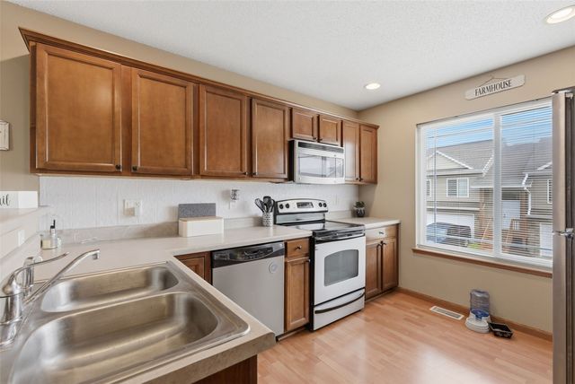1809 Goose Lake Circle, North Liberty, IA 52317