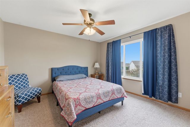 1809 Goose Lake Circle, North Liberty, IA 52317