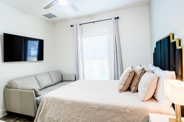 192 Bayou Circle, Freeport, FL 32439