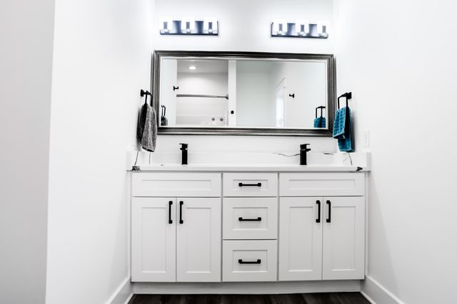 192 Bayou Circle, Freeport, FL 32439