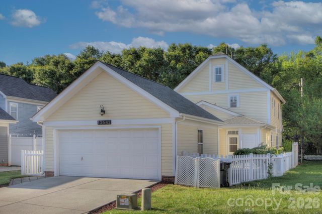 13642 Stumptown Road, Huntersville, NC 28078