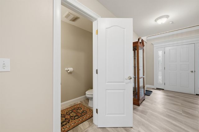 3 Absalom Lane, Hollis, NH 03049