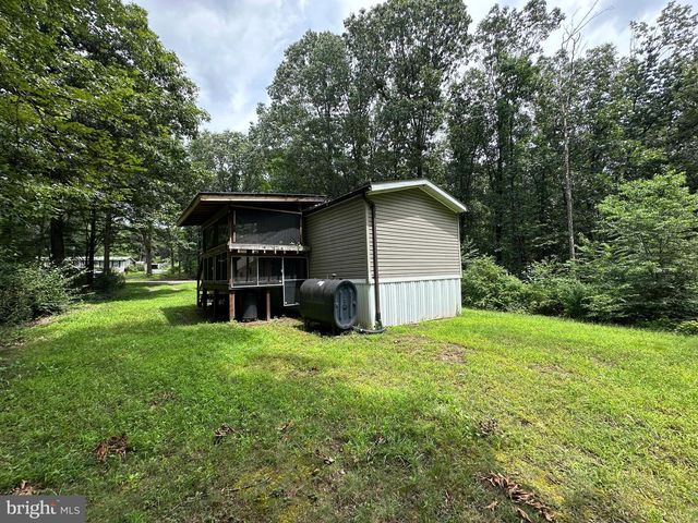 110 WINSLOW DR, Augusta, WV 26704