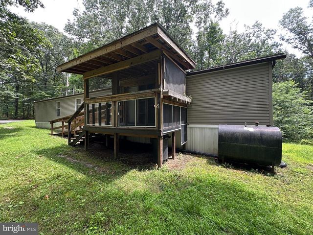 110 WINSLOW DR, Augusta, WV 26704