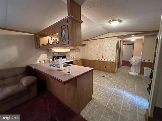 110 WINSLOW DR, Augusta, WV 26704
