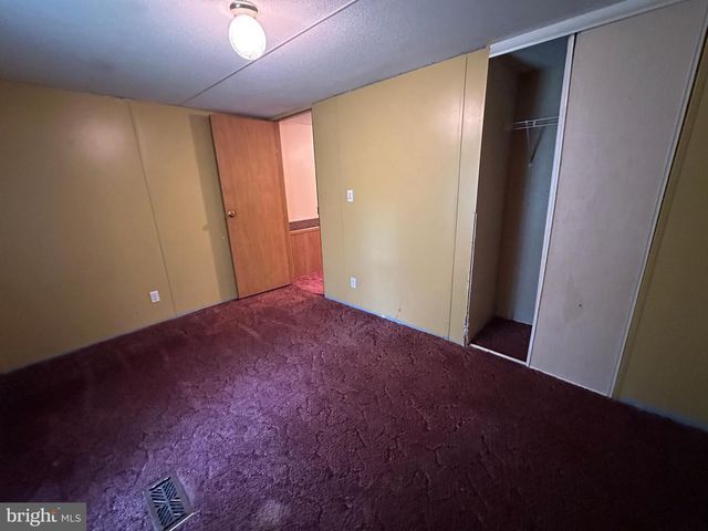110 WINSLOW DR, Augusta, WV 26704