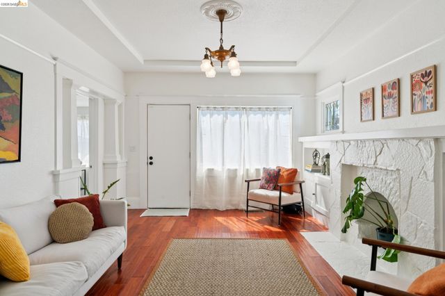 5534 Adeline, Oakland, CA 94608
