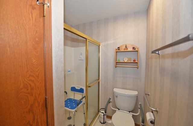 6244 Partridge Hills DRIVE, Mount Pleasant, WI 53406