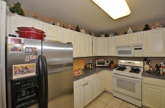 6244 Partridge Hills DRIVE, Mount Pleasant, WI 53406