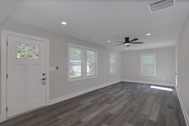 326 Mobley Street, Hamilton, GA 31811