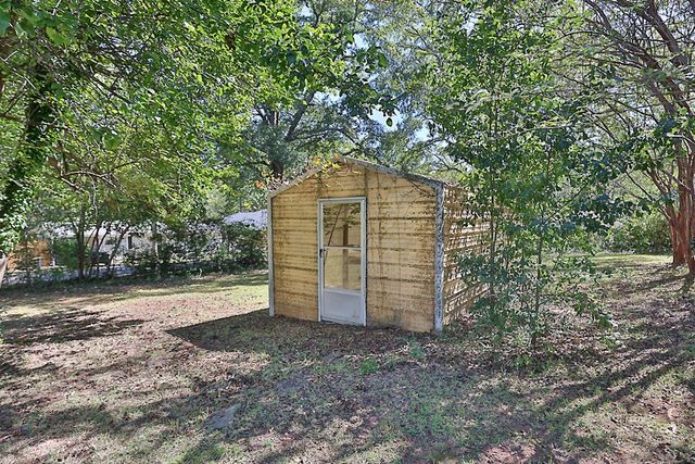 326 Mobley Street, Hamilton, GA 31811