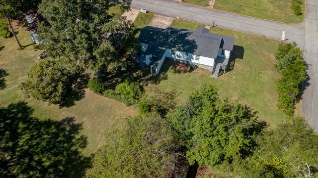 326 Mobley Street, Hamilton, GA 31811