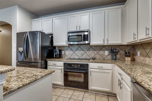 3609 Dalton Street, Fort Worth, TX 76244
