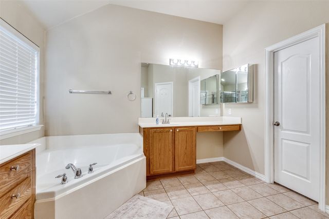3609 Dalton Street, Fort Worth, TX 76244