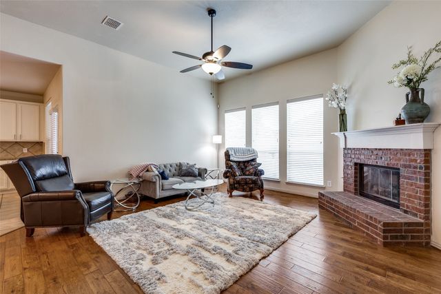 3609 Dalton Street, Fort Worth, TX 76244