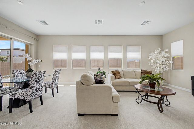 3983 W SERPENTINE Drive, San Tan Valley, AZ 85144