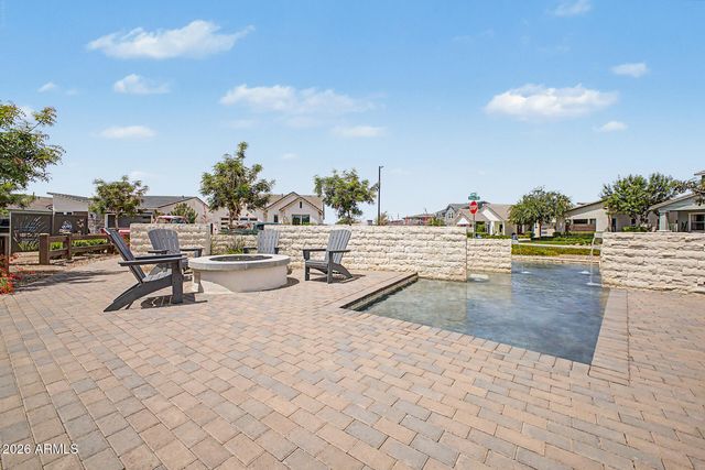 3983 W SERPENTINE Drive, San Tan Valley, AZ 85144