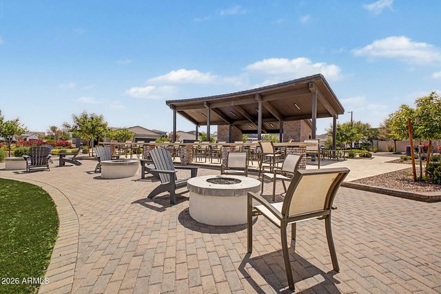 3983 W SERPENTINE Drive, San Tan Valley, AZ 85144