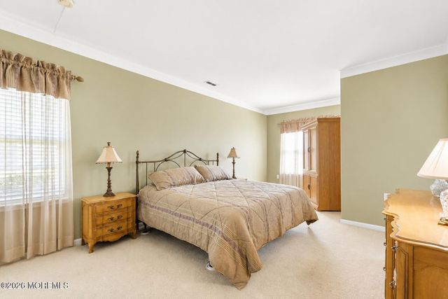 29 Arcadia Drive, Manchester, NJ 08759