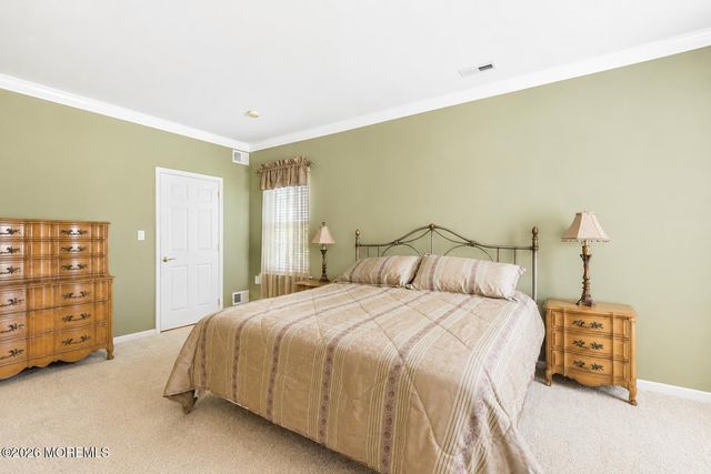29 Arcadia Drive, Manchester, NJ 08759