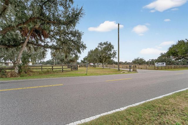 HORSESHOE HILLS PLACE, Plant City, FL 33566