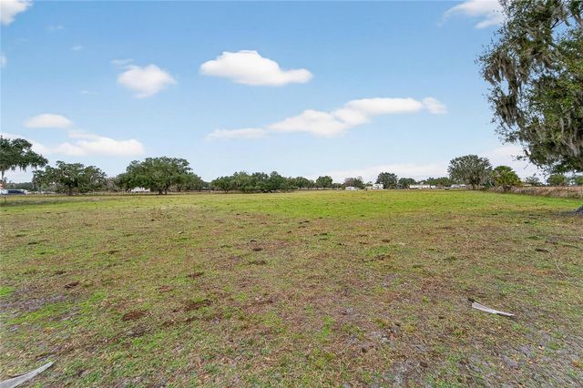 HORSESHOE HILLS PLACE, Plant City, FL 33566