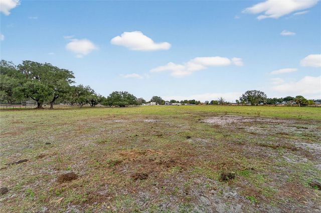 HORSESHOE HILLS PLACE, Plant City, FL 33566