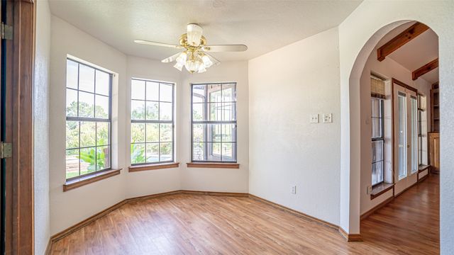 3713 Indian Creek Trail, Granbury, TX 76049