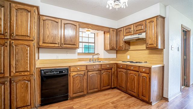 3713 Indian Creek Trail, Granbury, TX 76049