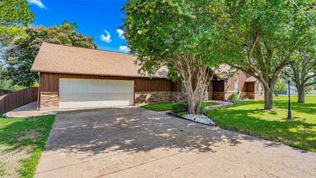 3713 Indian Creek Trail, Granbury, TX 76049