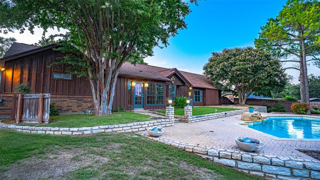 3713 Indian Creek Trail, Granbury, TX 76049